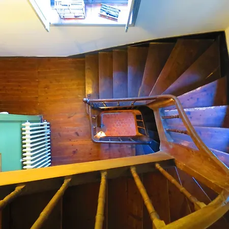 La Maison Benastre بيت للعطل